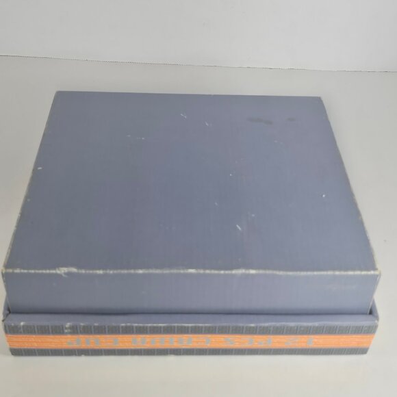 MCM, Hani Trading Company Japan, White Porcelain and Platinum. Sake-Cawa Cups - Picture 10 of 12